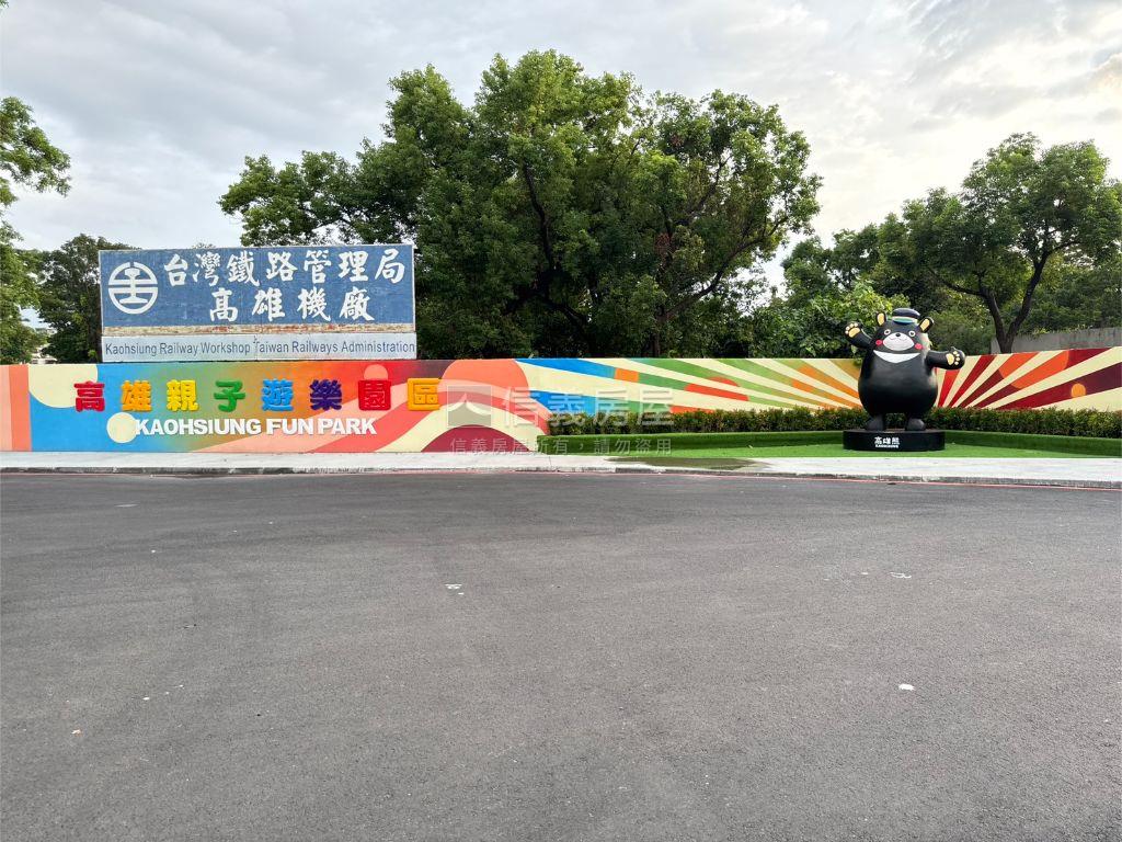親子遊樂園旁翻新車庫透天房屋室內格局與周邊環境