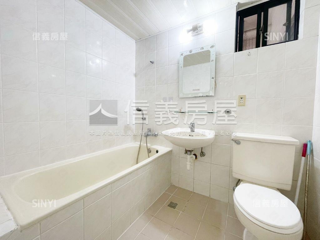 環翠清新三房配車位房屋室內格局與周邊環境