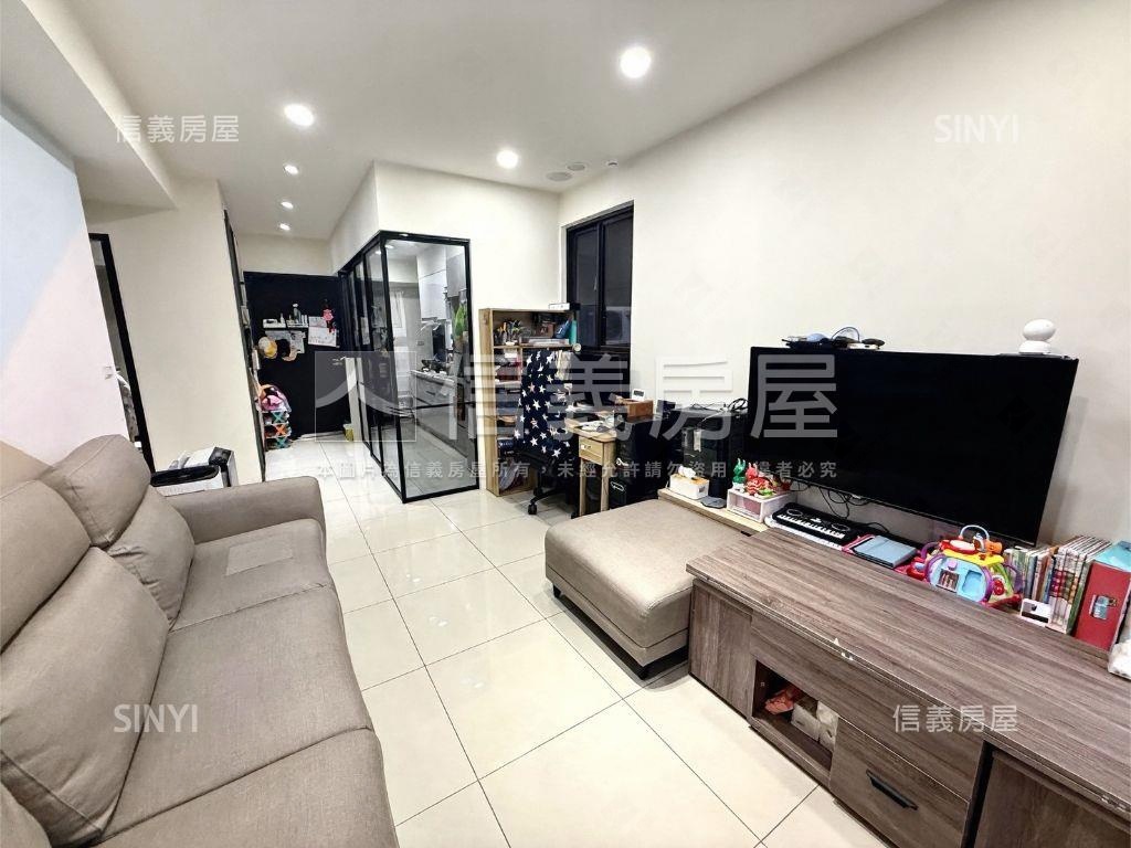 稀有釋出★華登天美附車位房屋室內格局與周邊環境