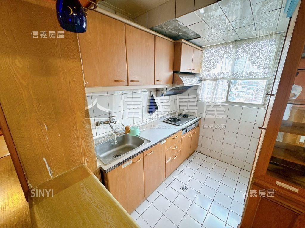 衛道名廈！中國醫高樓４房房屋室內格局與周邊環境