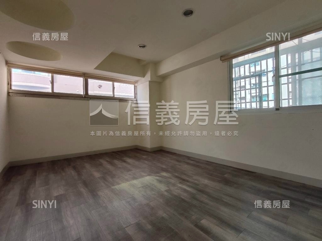 安平大空間四房平車房屋室內格局與周邊環境