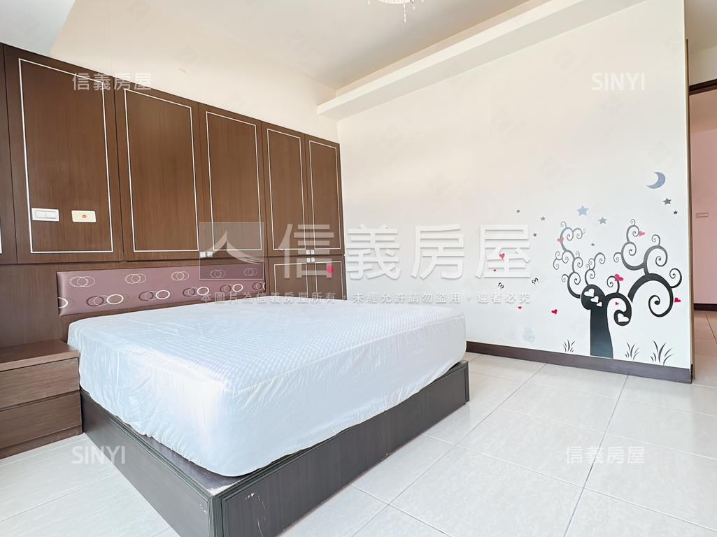 高鐵景觀８樓成家三房車位房屋室內格局與周邊環境