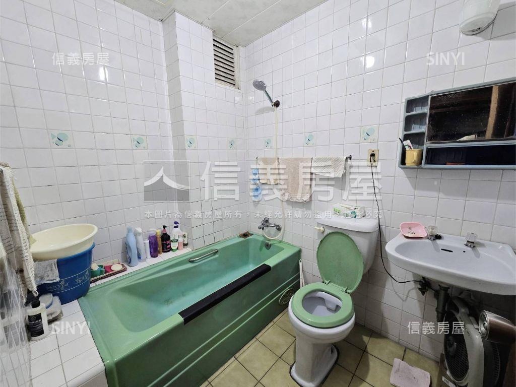 萬隆稀有大空間黃金三樓房屋室內格局與周邊環境