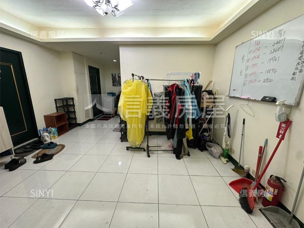 裕民收租公寓二樓房屋室內格局與周邊環境