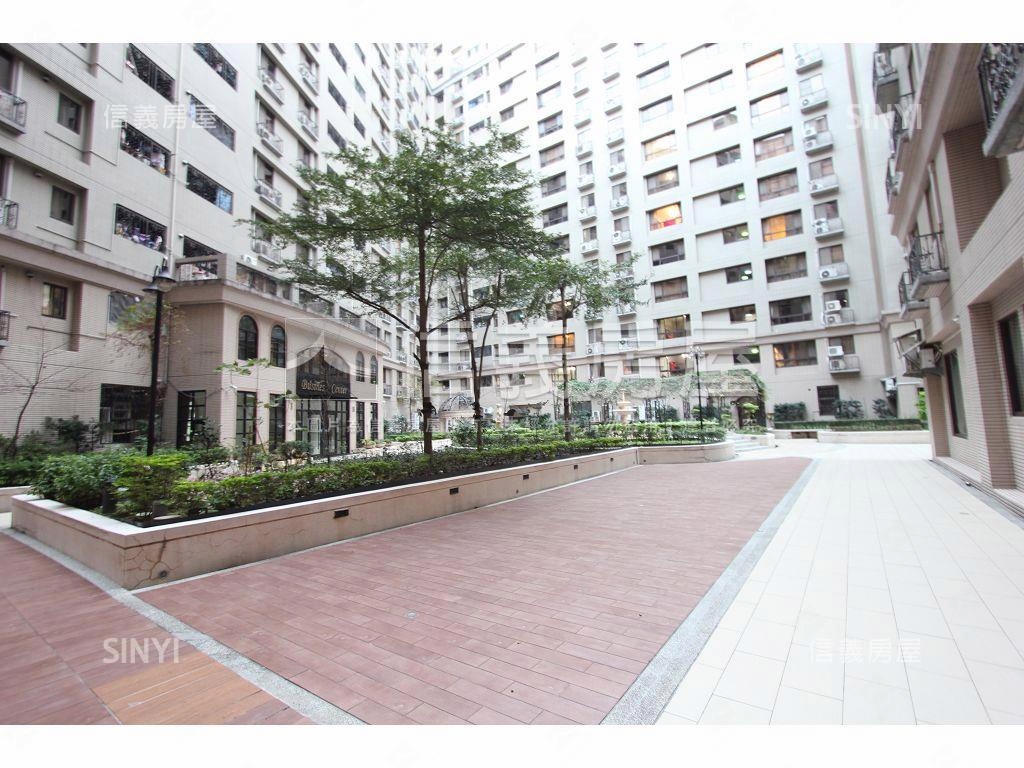 愛在歐洲溫馨三房房屋室內格局與周邊環境