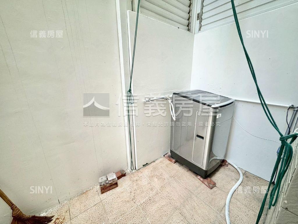 成功學區ＳＭＡＲＴ透天房屋室內格局與周邊環境
