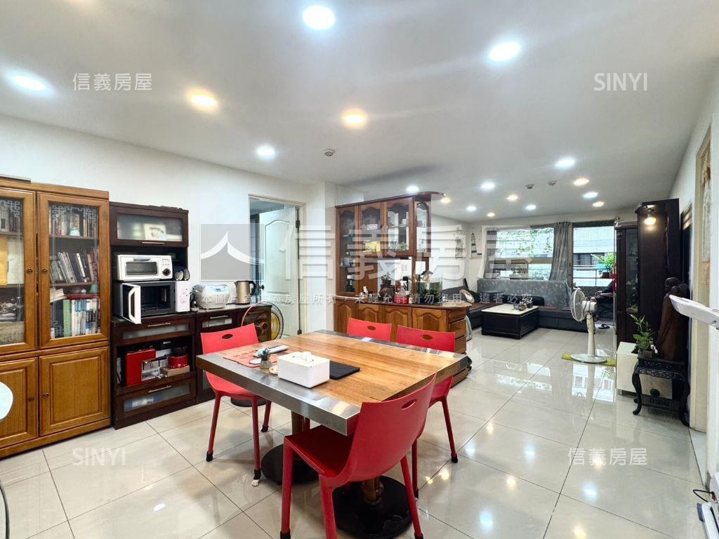 公益＆黎明商圈陽光三房房屋室內格局與周邊環境