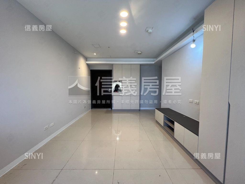 中和雙捷層峰美築房屋室內格局與周邊環境