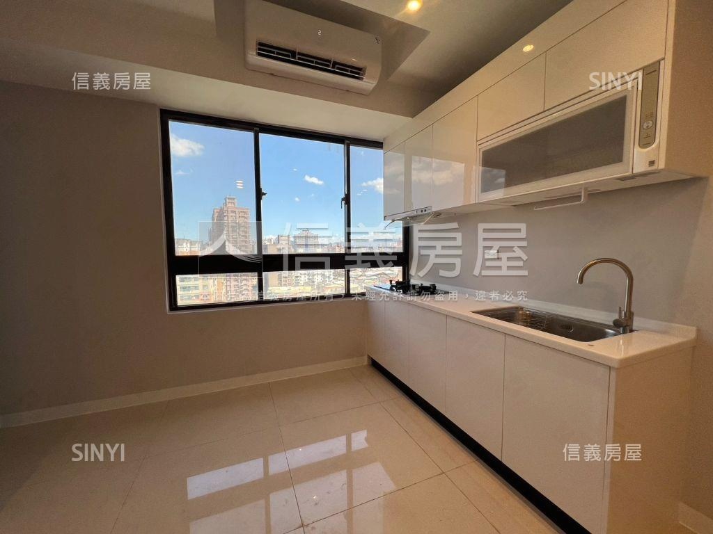 中和雙捷層峰美築房屋室內格局與周邊環境