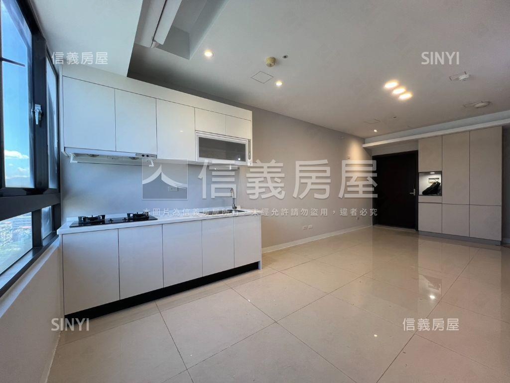 中和雙捷層峰美築房屋室內格局與周邊環境