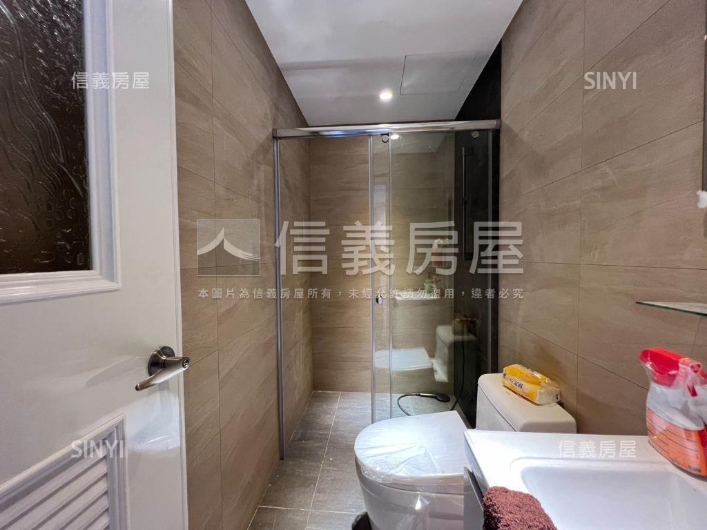 中和雙捷層峰美築房屋室內格局與周邊環境