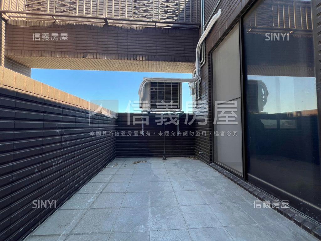 中和雙捷層峰美築房屋室內格局與周邊環境