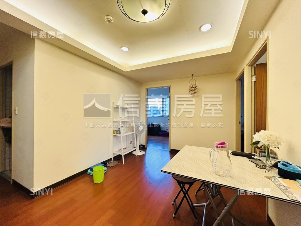 聖塔高樓看淡江大橋房屋室內格局與周邊環境