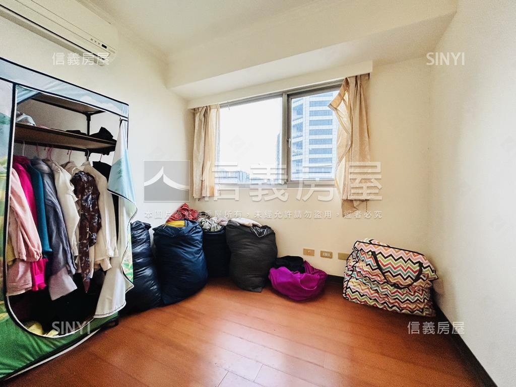 聖塔高樓看淡江大橋房屋室內格局與周邊環境