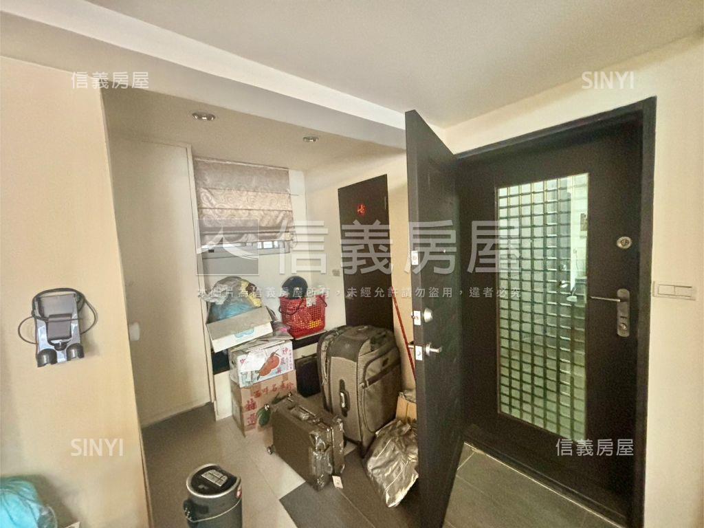 台北橋舒適頂加空中花園房屋室內格局與周邊環境