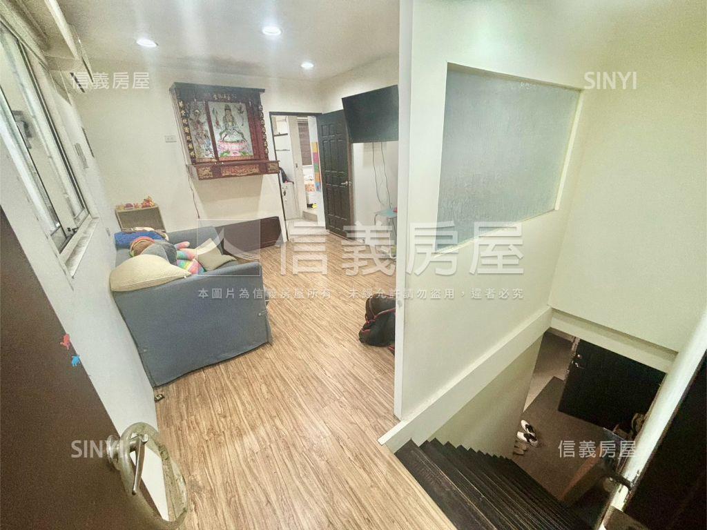 台北橋舒適頂加空中花園房屋室內格局與周邊環境