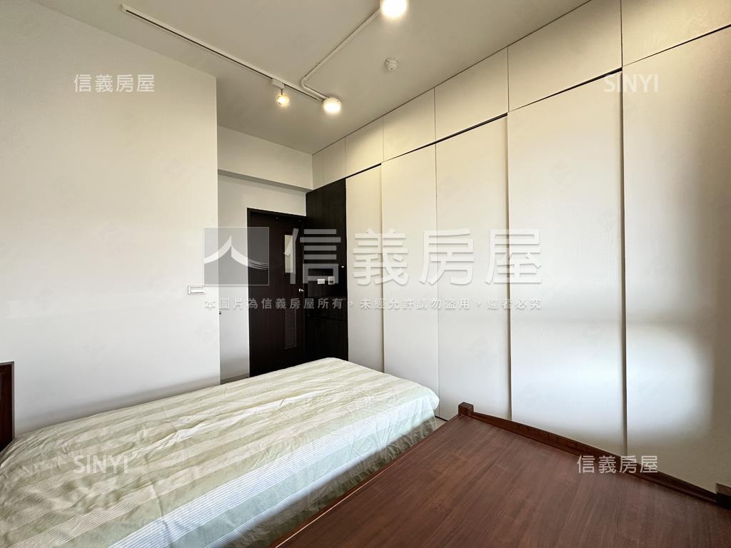 文華青景觀成家三房平車房屋室內格局與周邊環境