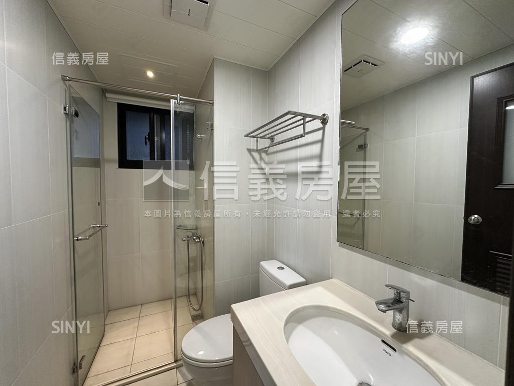 文華青景觀成家三房平車房屋室內格局與周邊環境