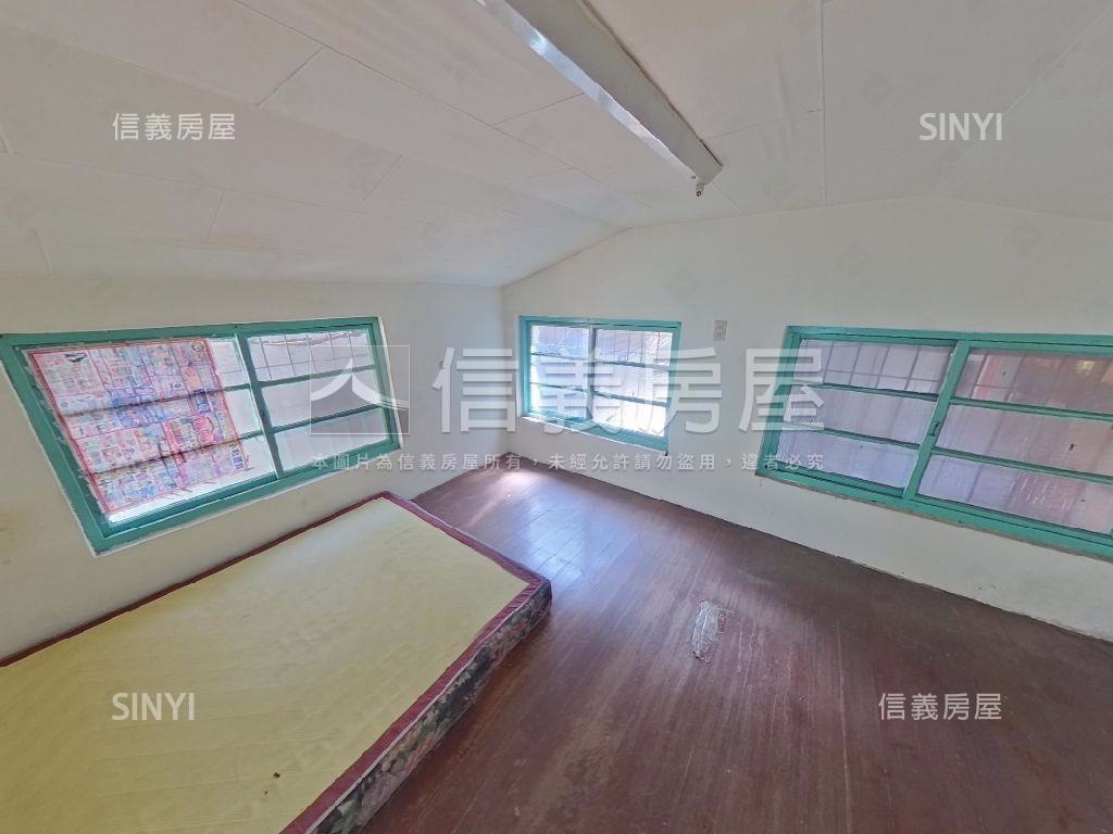 近鼓山區公所壽山靜謐透天房屋室內格局與周邊環境