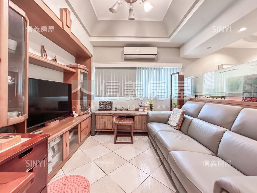 世代名門樓中樓三房帶車位房屋室內格局與周邊環境