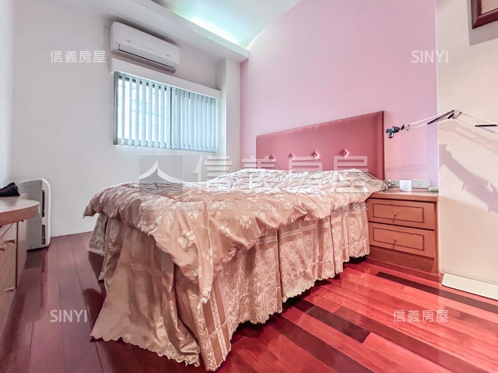 世代名門樓中樓三房帶車位房屋室內格局與周邊環境