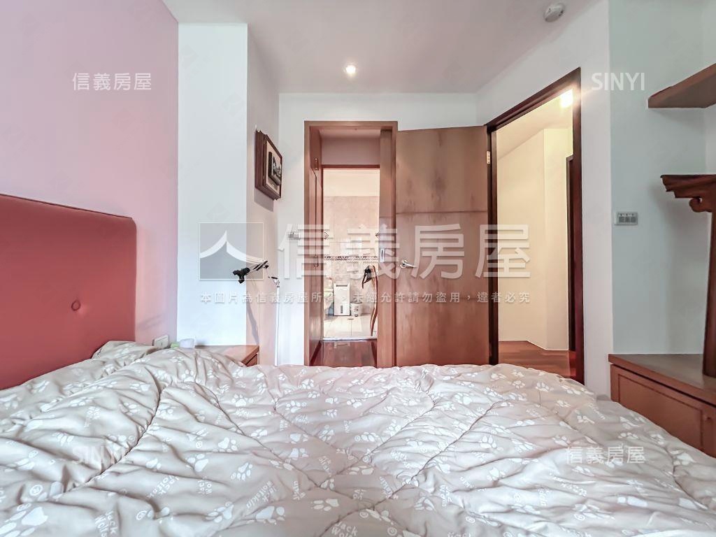 世代名門樓中樓三房帶車位房屋室內格局與周邊環境