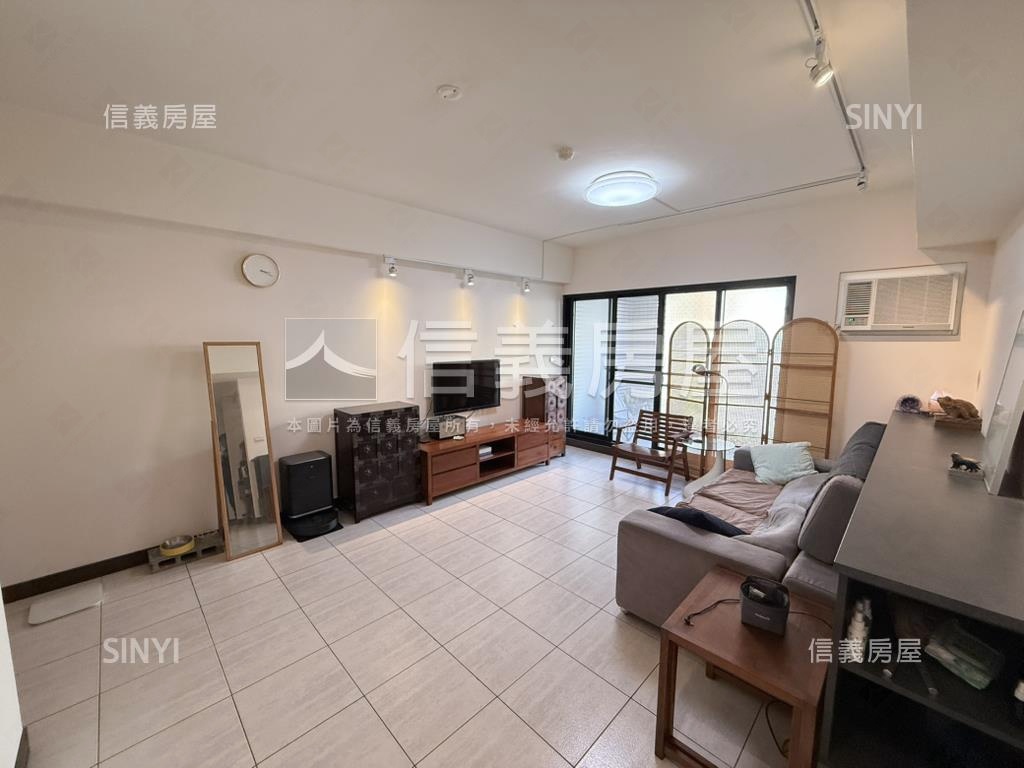 中西區屋況佳４房有平車房屋室內格局與周邊環境