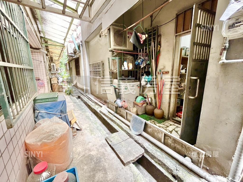 中原路稀有金店面房屋室內格局與周邊環境