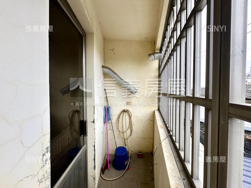 急售．近路竹車站採光透天房屋室內格局與周邊環境