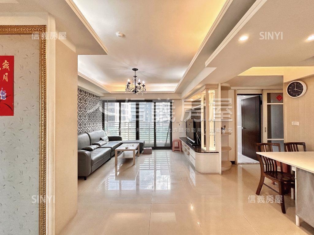 台北新天地露臺戶房屋室內格局與周邊環境