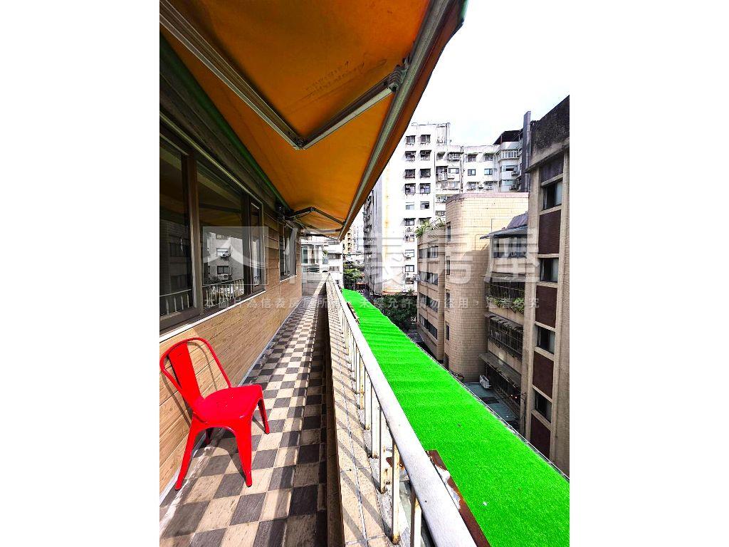 中正金華明亮大空間美宅房屋室內格局與周邊環境