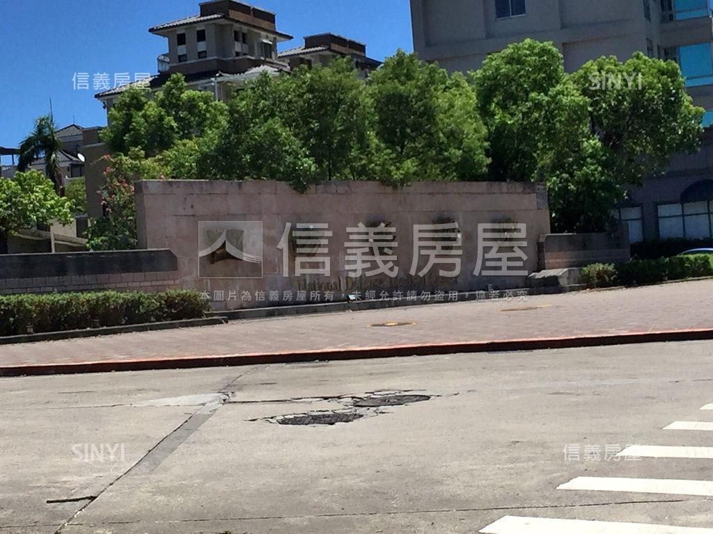 力麒敦品大戶豪邸雙車位房屋室內格局與周邊環境