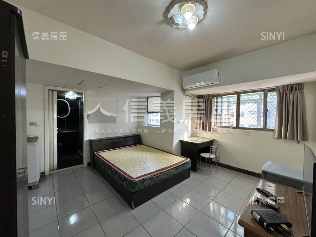 便宜！進化北路電梯套房房屋室內格局與周邊環境