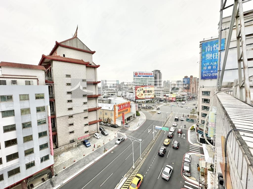 便宜！進化北路電梯套房房屋室內格局與周邊環境