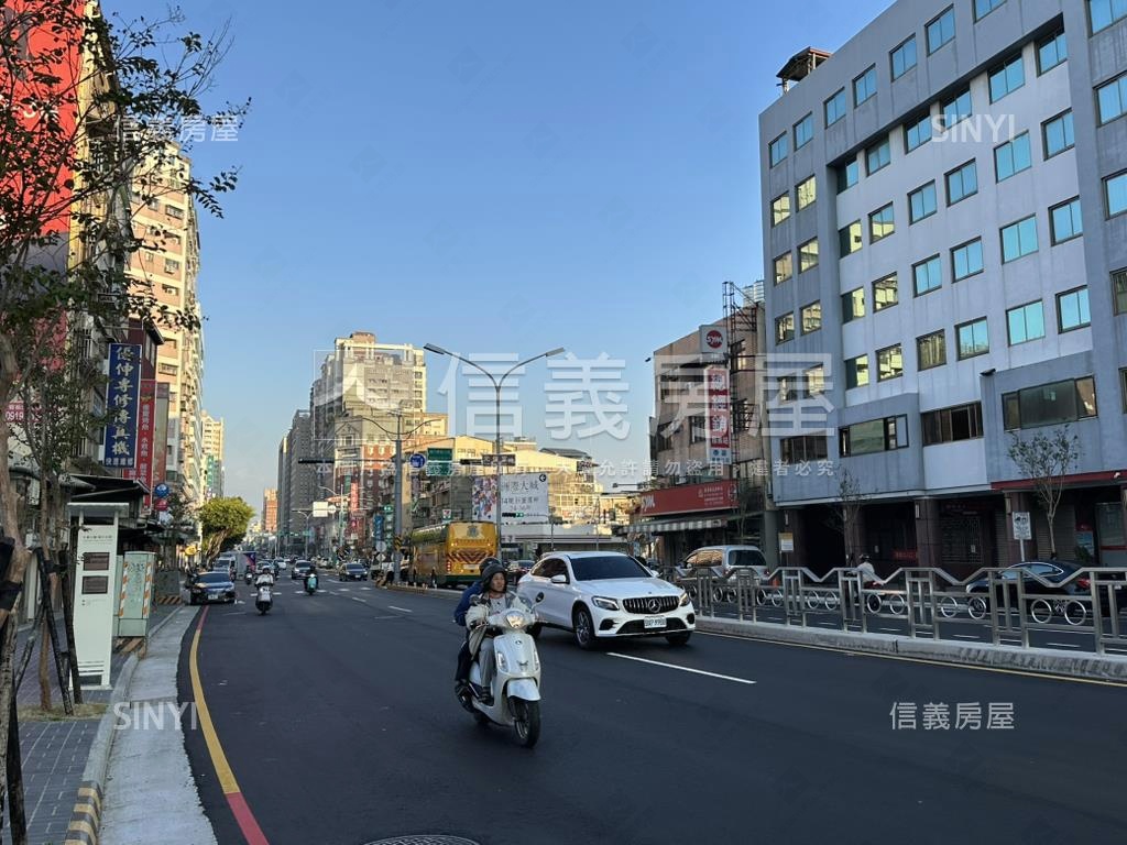 便宜！進化北路電梯套房房屋室內格局與周邊環境
