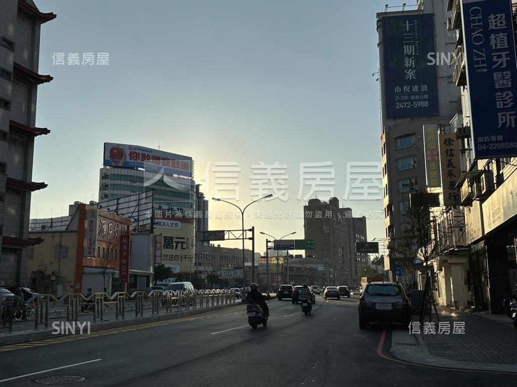 便宜！進化北路電梯套房房屋室內格局與周邊環境