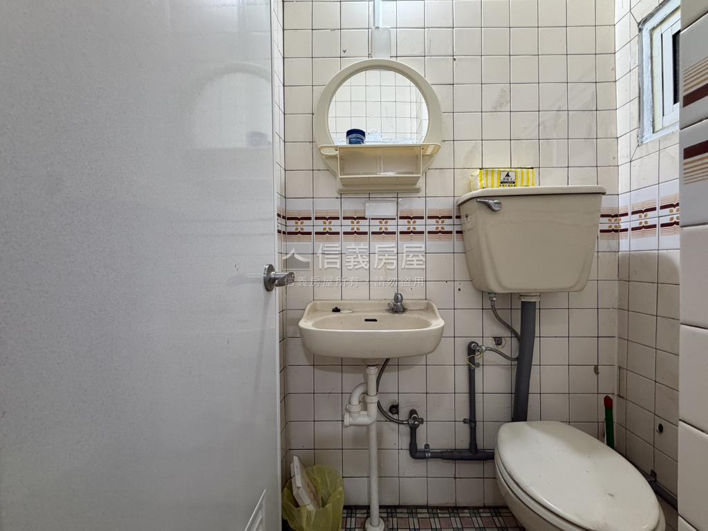 南區｜低總價透天房屋室內格局與周邊環境
