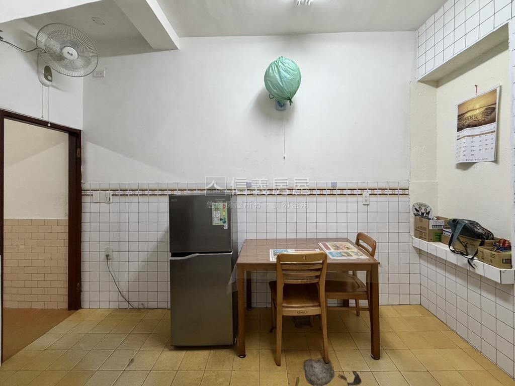 南區｜低總價透天房屋室內格局與周邊環境