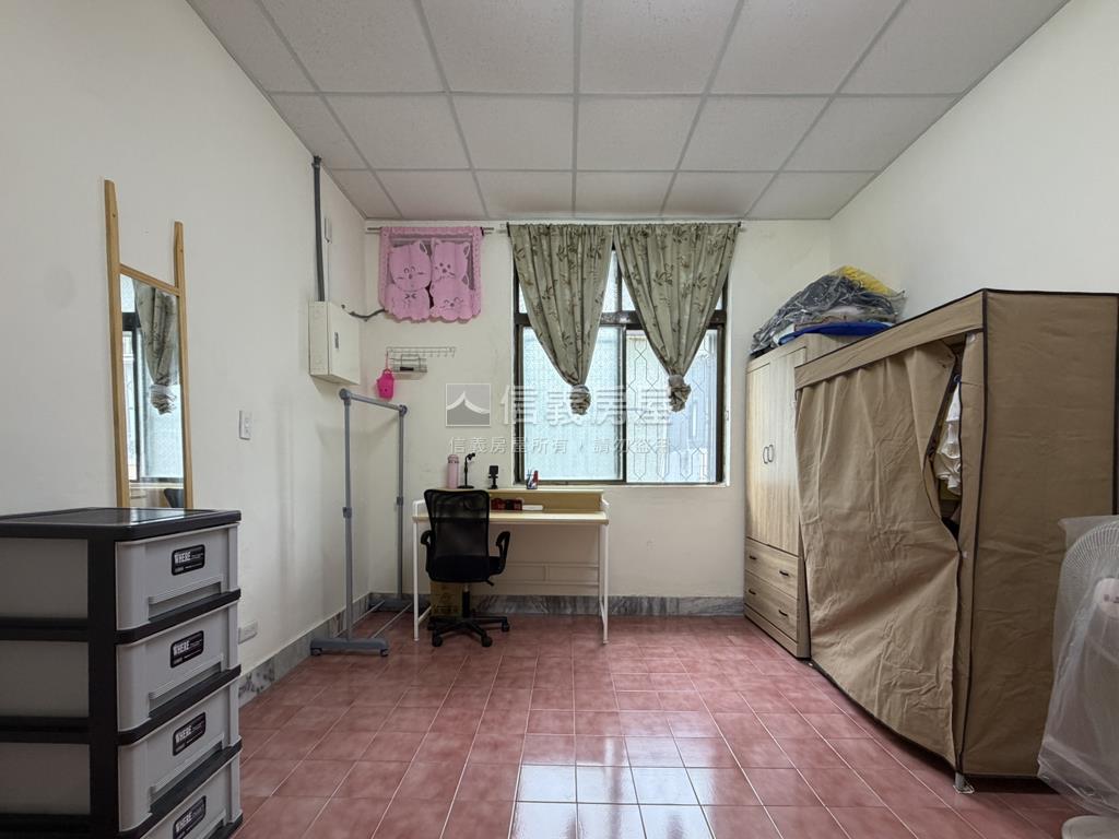 南區｜低總價透天房屋室內格局與周邊環境