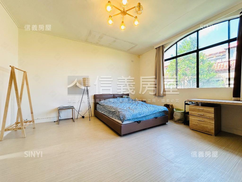 米蘭山莊綠景非你莫屬房屋室內格局與周邊環境