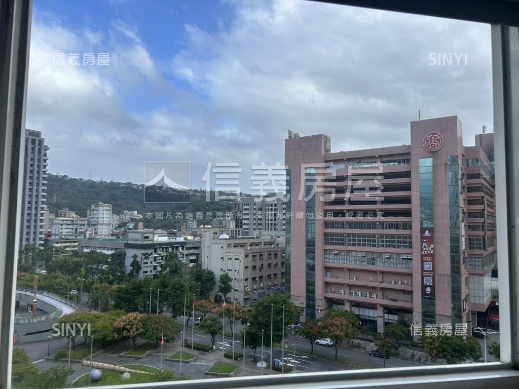 忠誠路鬱金香名宅房屋室內格局與周邊環境