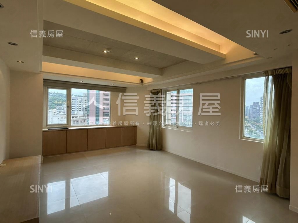 忠誠路鬱金香名宅房屋室內格局與周邊環境