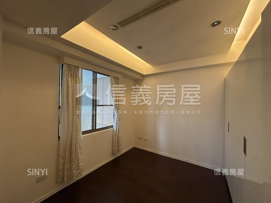 忠誠路鬱金香名宅房屋室內格局與周邊環境