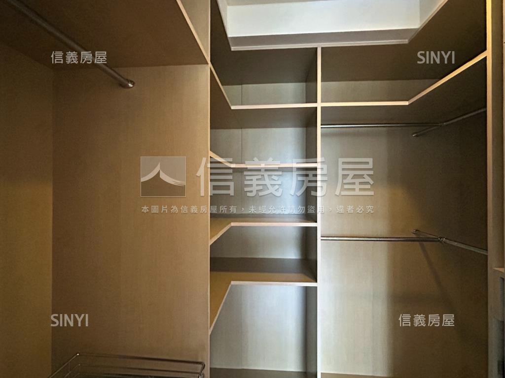 忠誠路鬱金香名宅房屋室內格局與周邊環境