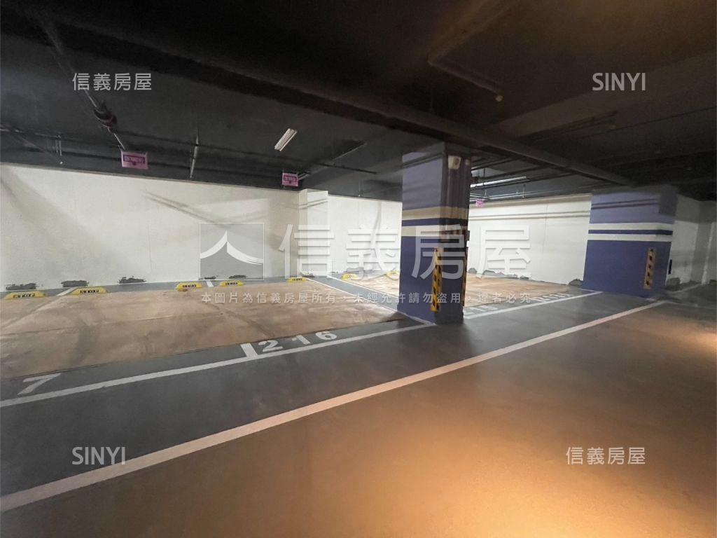 綠帶公園輕軌美景兩房平車房屋室內格局與周邊環境
