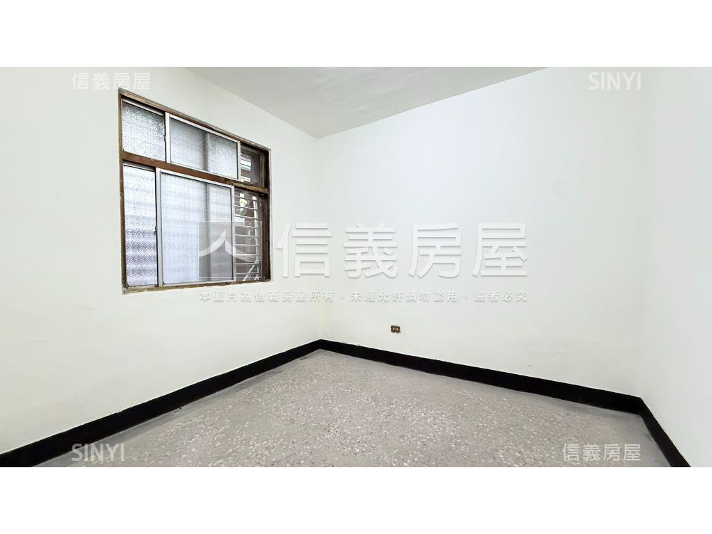 中和捷運採光方正一樓房屋室內格局與周邊環境