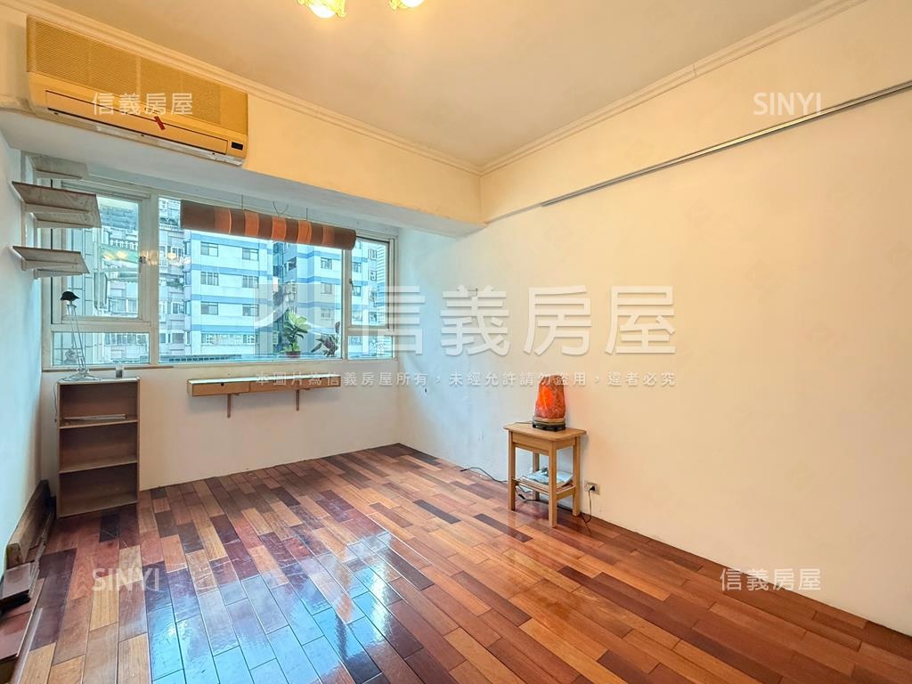 稀有釋出國宅乙區愜意３房房屋室內格局與周邊環境