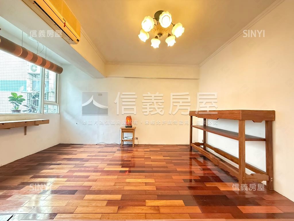 稀有釋出國宅乙區愜意３房房屋室內格局與周邊環境