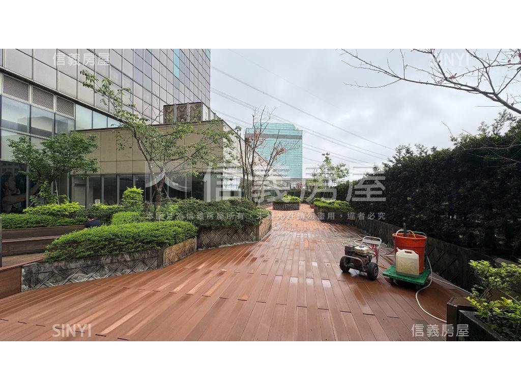 汐止Ｕ－ＴＯＷＮ收租金戶房屋室內格局與周邊環境