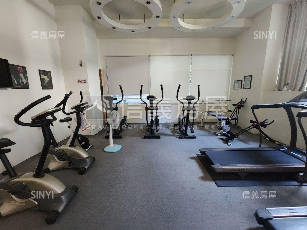 城市光點挑高空間美宅房屋室內格局與周邊環境